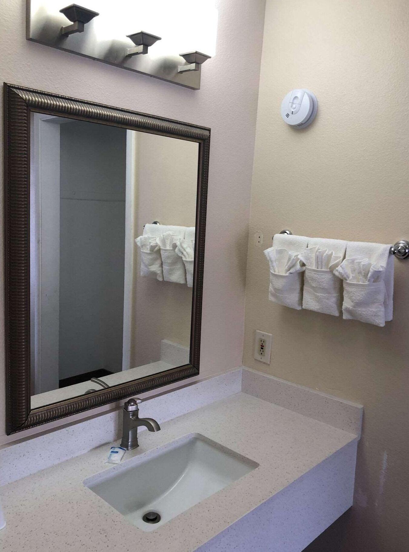 Super 8 By Wyndham Williams West Route 66 - Grand Canyon Area Bagian luar foto