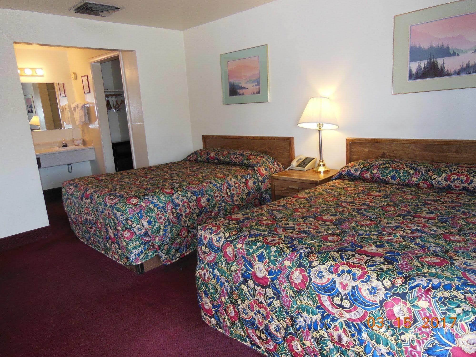 Super 8 By Wyndham Williams West Route 66 - Grand Canyon Area Bagian luar foto