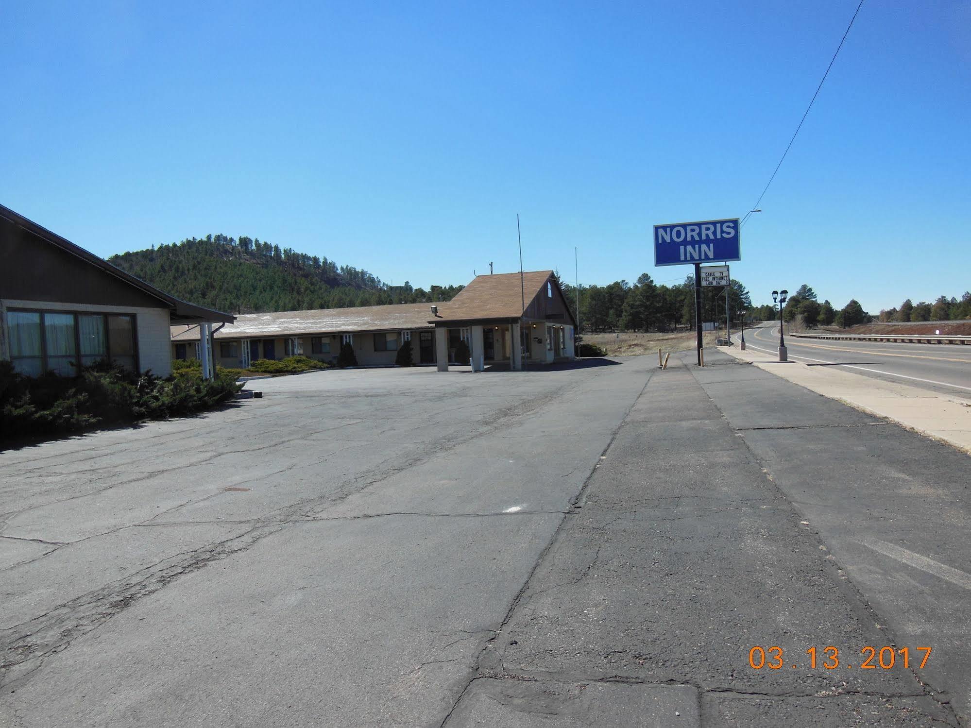Super 8 By Wyndham Williams West Route 66 - Grand Canyon Area Bagian luar foto