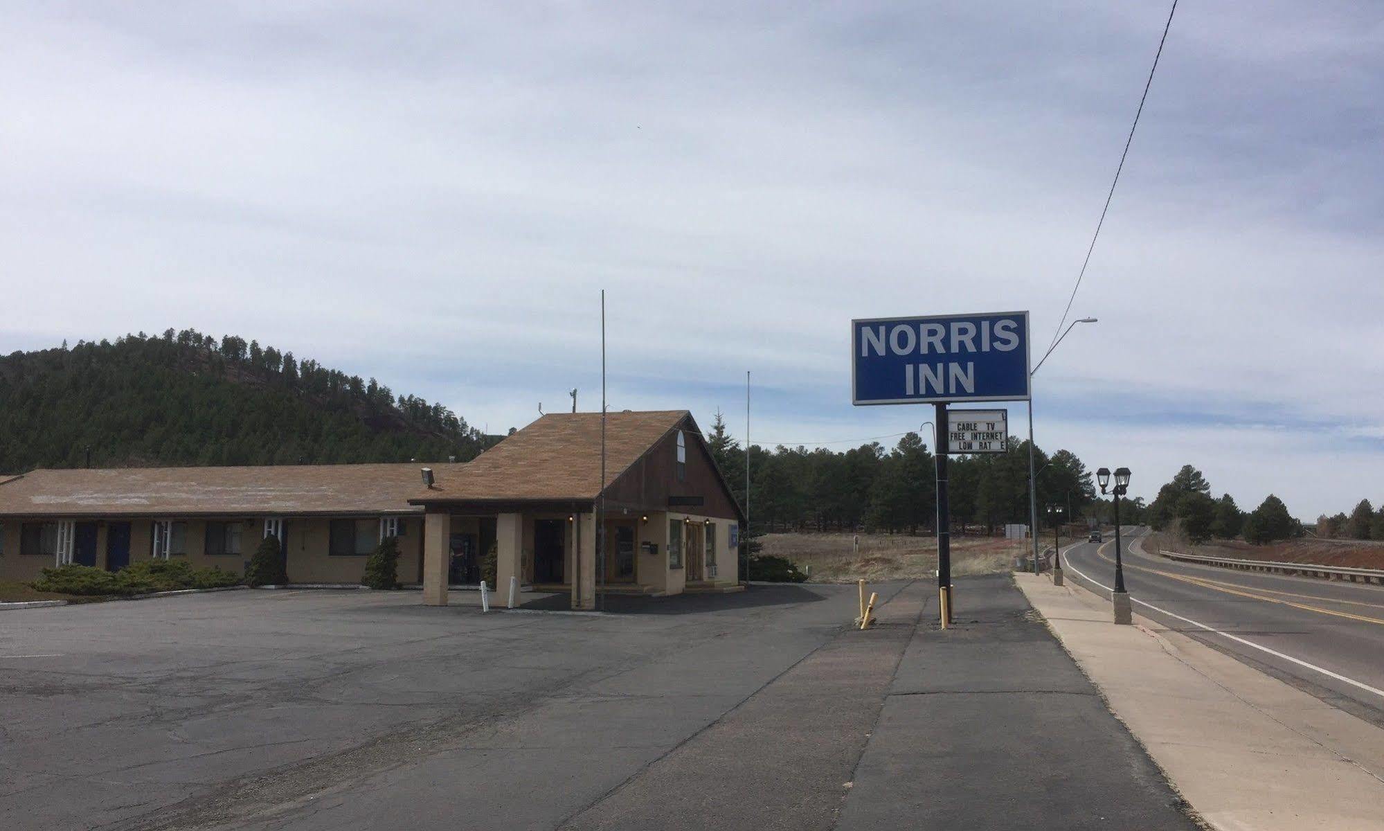 Super 8 By Wyndham Williams West Route 66 - Grand Canyon Area Bagian luar foto